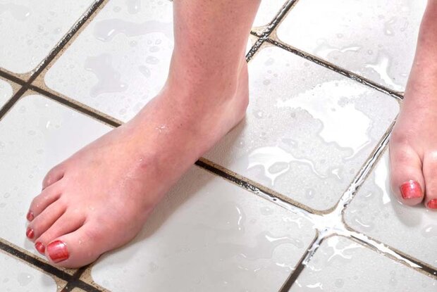 Antisliptape Aqua 100 mm grijs