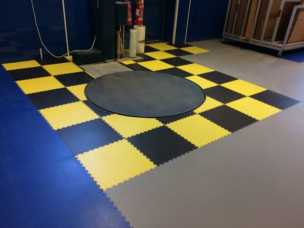 BoSepta-PVC-Kliktegel-Garagevloer-7-mm-zwart-licht-gestructureerd