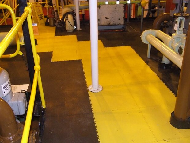 BoSepta-PVC-Kliktegel-Garagevloer-7-mm-beige-licht-gestructureerd